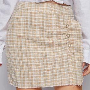NEW| Plus Size Plaid Raw Hem Tweed Skirt